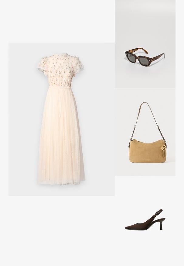 Needle & Thread ROCOCO BODICE ANKLE GOWN - Abiti per occasioni speciali - cream; Décolleté in suede marrone con punta affusolata, design elegante, tacco sottile e dettaglio con fibbia sul cinturino alla caviglia.; Occhiali da sole in tartaruga con montatura angolare e lenti grigie. Presentano una finitura lucida e un marchio discreto sulle aste.; Borsa a spalla in suede marrone chiaro con forma arrotondata, hardware dorato e chiusura con cerniera. Presenta un charm attaccato con le iniziali "MK."