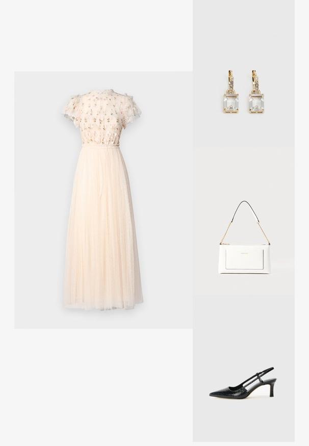 Needle & Thread ROCOCO BODICE ANKLE GOWN - Ένδυση για ειδικές περιστάσεις - cream; Μαύρη πατέντα σλινγκμπάκ γόβα με μυτερή μύτη, διαθέτει υφή από φίδι, ρυθμιζόμενο λουρί και κοντή, υφή τετράγωνη φτέρνα.; Λευκή δερμάτινη τσάντα με υφή, διαθέτει χρυσή αλυσίδα και μαύρες λεπτομέρειες. Περιλαμβάνει μπροστινή τσέπη και κλείσιμο με φερμουάρ.; Χρυσά σκουλαρίκια με ορθογώνιο, καθαρό κρύσταλλο που κρέμεται κάτω από μια σειρά μικρών, στρογγυλών, καθαρών λεπτομερειών. Λεπτός, σύγχρονος σχεδιασμός.