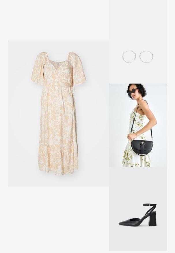 Maxikjole i lys ferskenfarvet stof med hvide blomster mønstre, korte puffærmer, en indsnævret talje og en flæse-i-bunden.; Sort læder spidse pumps med ankelrem og en chunky hæl. Flad tekstur, slankt design og minimalistisk æstetik.; Sort læderhåndtaske med en buet form, aftagelig rem og guldfinish. Tasken har en klap med en spænde detalje.; Sølv hoop øreringe med et slankt, rundt design, der har en glat overflade og ingen synlige udsmykninger. Diameter ikke specificeret.