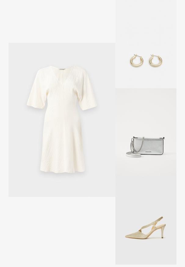 Rochie albă, cu mâneci scurte, decolteu în V și țesătură texturată. Silueta evazată cu o lungime până la genunchi și un model ușor împăturit.; Pantofi slingback aurii strălucitori cu vârf ascuțit, curea subțire la gleznă și toc subțire. Suprafața are un finisaj metalic texturat.; Geantă de umăr din piele argintie cu finisaj texturat, accente de lanț și curea și închidere cu fermoar. Are un logo pe față.; Lauren Ralph Lauren BASIC SMALL HOOP - Cercei - gold-coloured