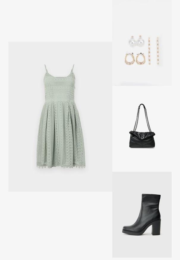 Svetle zelené krajkové šaty s tenkými ramínky, propracovaným korzetem a rozevlátou sukní se složitými výřezy a zvlněným lemem.; Černá kožená kotníková bota s vysokým blokovým podpatkem, hladkou texturou, přiléhavým designem a prošíváním na vršku.; Steve Madden BBELZ - Taška s příčným popruhem - black; Tři páry náušnic: velké bílé perlové naušnice, zlaté kruhové naušnice s průhlednými drahokamy a dvě dlouhé, rovné zlaté naušnice s třpytivými detaily.