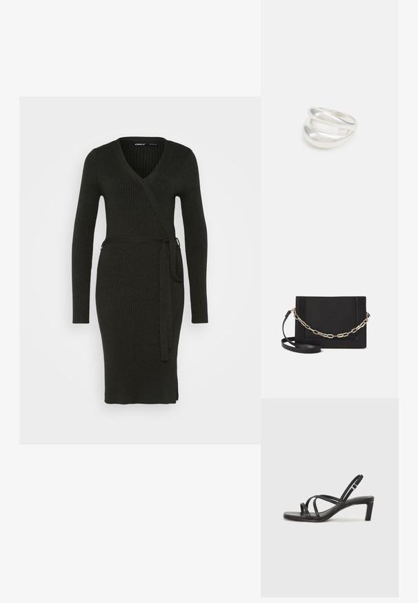 Abito a coste di maglia verde scuro con maniche lunghe, scollatura a V e cintura in vita. Presenta una silhouette aderente e una fessura laterale per facilitare i movimenti.; Sandalo nero con cinturini, dalla punta squadrata e tacco basso a blocco. Presenta diversi cinturini sottili e una cinturini regolabile alla caviglia. Realizzato in pelle liscia.; Borsa a tracolla nera in pelle con una texture liscia, forma rettangolare e dettaglio in catena metallica sul davanti. Inclusa una tracolla regolabile.; Anello doppio in argento con superficie liscia e lucida. Presenta un design fluido e curvo con sezioni sovrapposte per un aspetto moderno.