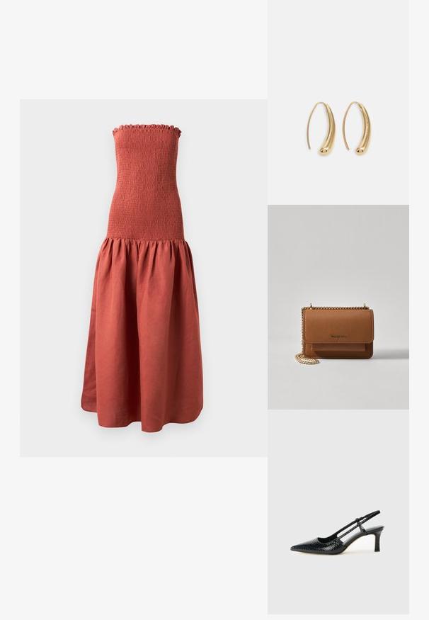 Lang, stroppeløs kjole med smock-bodice i en rustfarge, med en flagrende, samlet skirt for et teksturert utseende.; Sorte patent slingback hæl med spids tå, featuring tekstureret slangeskind, justerbar rem og en kort, tekstureret blokhæl.; Brun teksturert lær crossover-veske med gullkjede-stropp og klaffelukking. Fronten har logo-detalj og en lomme under klaffen.; Gullfargede metalløredobber med en buet, forlenget form. Har en jevn, blank overflate og en avrundet tupp for ekstra detaljer.