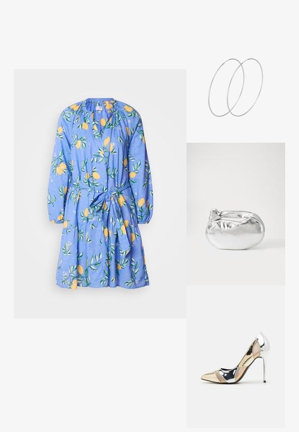 Sinine kleit sidruni ja lehe mustriga, pikkade varrukatega, kogutud kaelusega ja vööndiga. Valmistatud kergetest materjalidest, millel on laienev seelikuosa.; Kitsas toe kõrge kontsaga kingad, millel on hõbedane, kuldne ja nude värvilahendus. Läikiv viimistlus lõikekujundusega, stiletto konts.; Hõbedane metallikoti kott pehme, ümar kuju ja sõlme ülemise sulgemisega. Valmistatud siledast kunstnahast materjalist.; Hõbedased rõngastikkaehingad minimalistlikus disainis. Ümar kuju, sile tekstuur ja õhuke profiil. Kerged ning poleeritud viimistlusega.