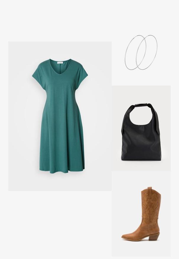 Turkusowa, do kolan sukienka wykonana z miękkiego, oddychającego materiału. Posiada dekolt w kształcie litery V oraz rękawy typu cap, z sylwetką w kształcie litery A.; Brązowe skórzane kowbojki z wyciągniętym nosem, haftowanymi wzorami spiralnymi na cholewie oraz blokowym obcasem. Posiadają pętlę ułatwiającą zakładanie.; Czarna skórzana torba hobo z pojedynczym, miękkim, zaokrąglonym uchwytem; charakteryzuje się gładką teksturą i minimalistycznym designem. Brak widocznych elementów metalowych lub akcentów.; Srebrne kolczyki w formie obręczy o minimalistycznym designie. Okrągły kształt, gładka faktura i cienki profil. Lekkie, z polerowanym wykończeniem.