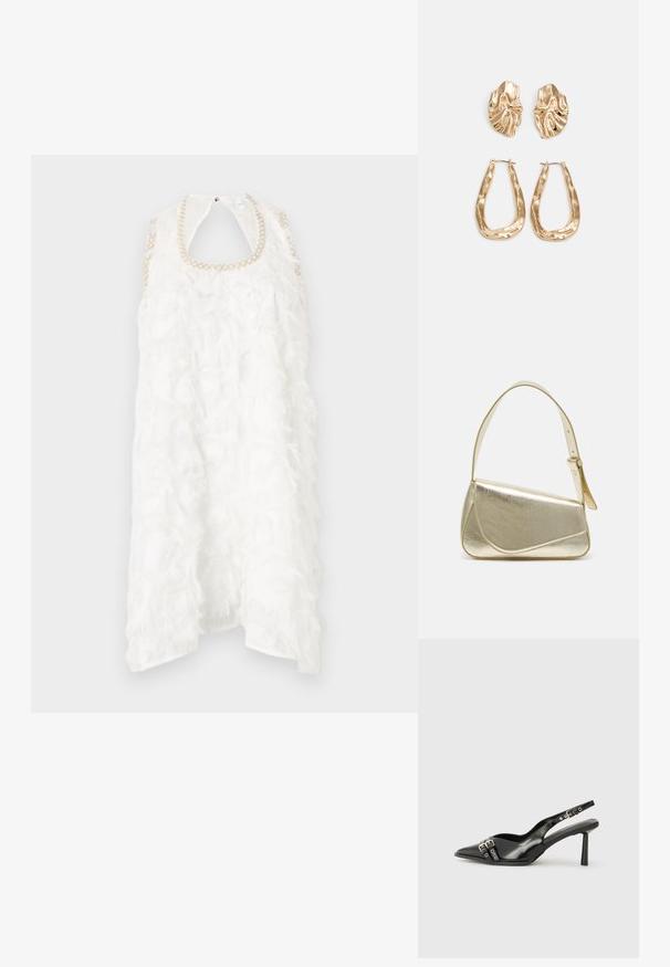 Balta be rankovių suknelė su sluoksniuota fringe tekstūra ir perlų akcentuota iškirpte. Atvira nugarėlė. Lengvas audinys.; Juodas lakuotas odinis batelis su smailiu pirštu, kulkšnies dirželiais su sidabrinėmis sagtimis ir detalėmis, bei plonu kulnu.; Aukso metalinės rankinės su struktūrizuotu dizainu, lygaus paviršiaus ir reguliuojama dirželiu. Pasižymi unikaliu trikampiu pavidalu ir minimalizmu siuvinėjime.; Auksinės auskarai, turintys tekstūruotus, bangų formos elementus. Įeina skulptūriniai segami auskarai ir atviri lankai su išmuštu paviršiumi.