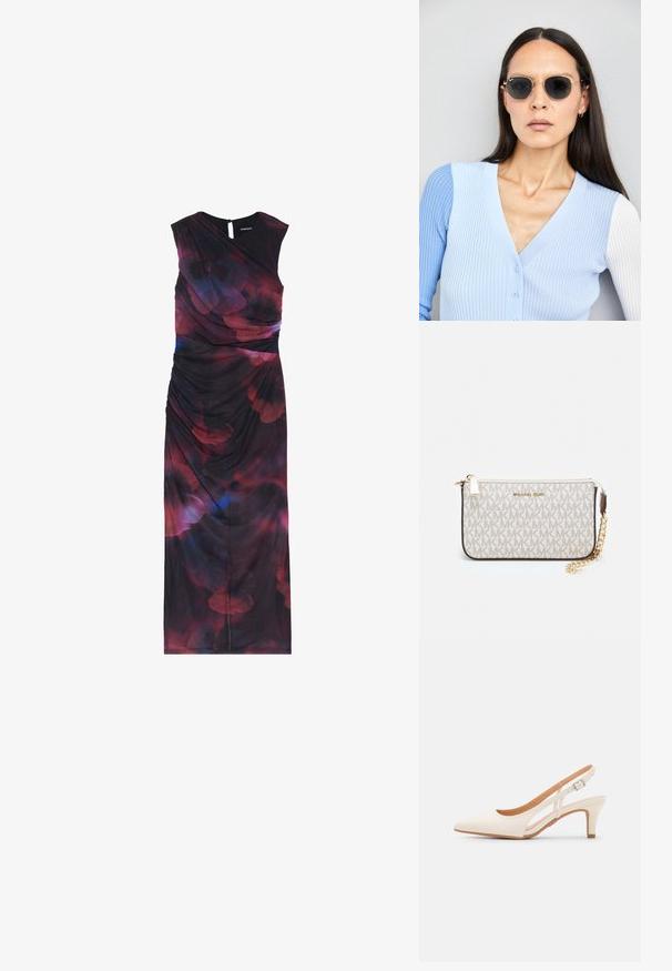 Bezramenné šaty až na zem z tmavé látky, zdobené abstraktními červenými a modrými květinovými vzory a na boku s nařasením.; Bílé lodičky na podpatku s špicatou špičkou, hladkým svrškem, nízkým blokovým podpatkem a designem s bočním výřezem se stahovací sponou.; Kulaté sluneční brýle s tmavými čočkami a zlatými rámy. Modelka má na sobě světle modrý žebrovaný kardigan s knoflíky a kontrastními bílými rukávy.; Kabelka na zápěstí Michael Kors v béžové potažené plátno s opakujícím se vzorem loga MK, zlatými kovovými doplňky a odnímatelným řetízkovým popruhem.