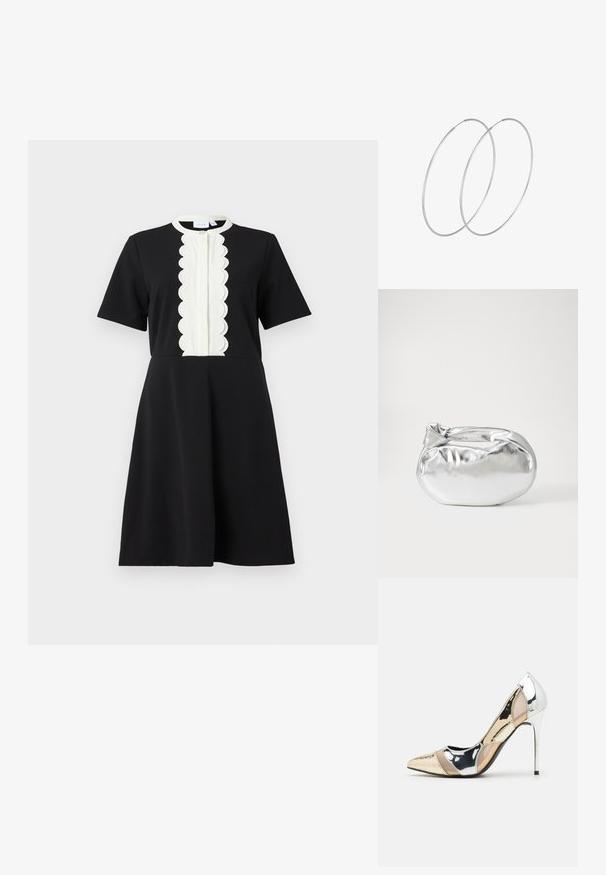 Schwarzes Kleid mit kurzen Ärmeln, das an der Vorderseite ein strukturiertes, weißes, gewelltes Panel und einen runden Kragen aufweist. Glattes Material, A-Linien-Form.; Spitz zulaufender High-Heel-Schuh in einer Farbgestaltung aus Silber, Gold und Nude. Glänzende Oberfläche mit Ausschnittdesign und stiletto Absatz.; Silberne metallic Pouch-Tasche mit einer sanften, abgerundeten Form und einem geknoteten Verschluss oben. Hergestellt aus glattem Kunstleder.; Silberne Creolen mit minimalistischem Design. Rundform, glatte Oberfläche und dünnes Profil. Leichtgewichtig mit hochglänzender Oberfläche.