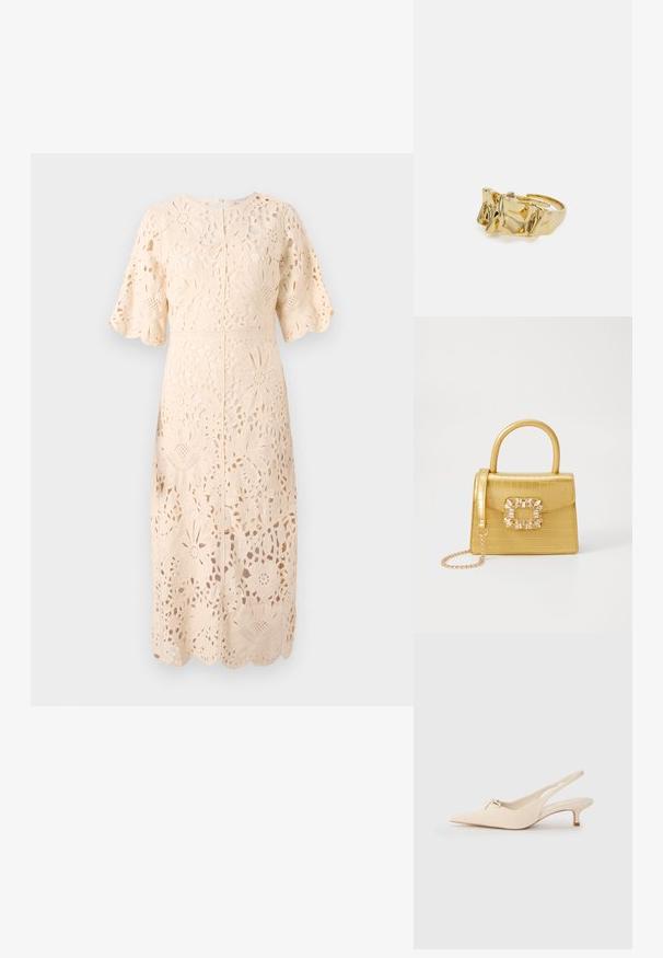 Csipke ruha puha bézs színben, virágmintás kivágásokkal, rövid ujjakkal, kerek nyakkivágással és fodros szegéllyel, amely bonyolult textúrát és dizájnt mutat be.; Hegyes orrú, off-white bőrből készült slingback cipők, kis masnival és alacsony, kislányos sarokkal. Simogató, minimalista design.; Sárga műbőr krokodil mintás kézitáska strukturált kialakítással, felső fogantyúval, leválasztható lánccal és díszes kristály díszítéssel a záron.; Aranygyűrű texturált, hullámos dizájnnal, három kiemelkedő csúccsal. Simább, fényes felület és nyitott sáv az állítható illeszkedés érdekében.