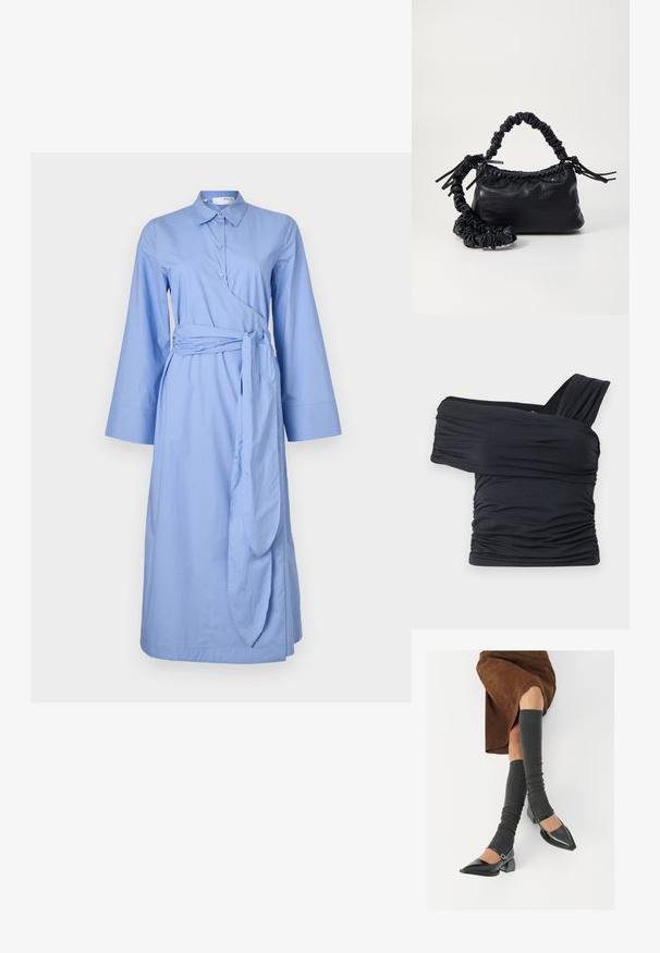 Vestido de algodão azul com gola, mangas longas, design envolvente e faixa atada na cintura, apresentando uma textura suave.; Top preto sem alças feito de um tecido macio e elástico, com detalhes franzidos e um design de alça larga de um lado.; Sapatos pretos de pele lacada com biqueira pontuda, salto bloco e tiras no tornozelo, combinados com caneleiras cinzas em malha e uma saia de camurça castanha.; Bolsa de mão em couro sintético preto com textura de crocodilo, topo franzido e alça enrugada. Apresenta um design suave e compacto.