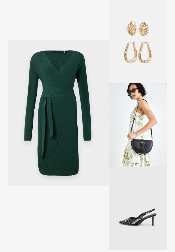 Vestido verde escuro, canelado, de mangas compridas, com decote em V e um detalhe de laço na cintura. Design ajustado com bainha até ao joelho.; Sapato slingback preto em pele patentada com bico apontado, tiras no tornozelo apresentando fivelas e acessórios prateados, e um salto elegante.; Bolsa de couro preta com forma curva, alça destacável e detalhes em dourado. A bolsa possui uma aba com detalhe de fivela.; Brincos em tom de ouro com formas onduladas e texturizadas. Inclui studs escultóricos com presilha e um design de argola aberta com um acabamento martelado.