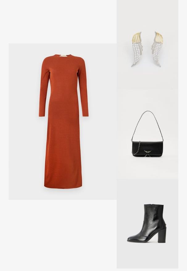 Abito a maniche lunghe di colore ruggine, realizzato in tessuto morbido e strutturato, con scollatura rotonda e silhouette dritta, che arriva fino alle caviglie.; Stivale alla caviglia in pelle nera, con una superficie liscia, punta affilata e tacco alto e massiccio. Presenta una apertura laterale e un design minimalista.; Borsa a mano in pelle nera con una tracolla in catena argento, caratterizzata da decorazioni a forma di ali e cuciture bianche lungo la cucitura inferiore.; Due o orecchini a forma di ala realizzati in metallo argentato con strass rotondi trasparenti e dettagli in metallo dorato, caratterizzati da un design a strati.