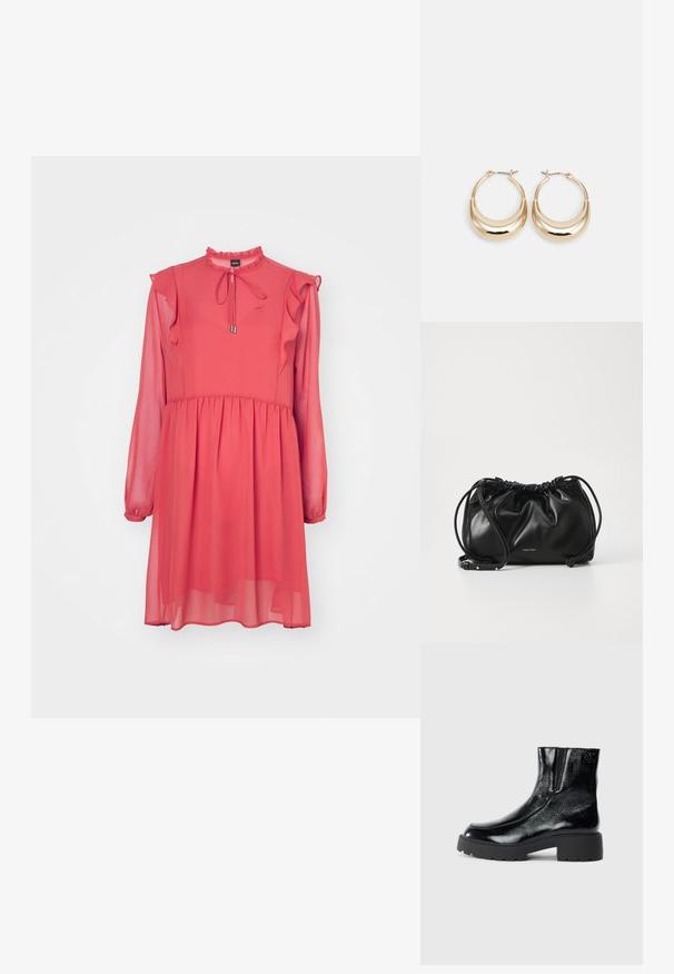 BOSS DIRENNA - Vestido de cocktail / Vestido de festa - light/pastel red; Botas de tornozelo pretas com acabamento em pele envernizada brilhante, sola de borracha preta robusta e salto elevado; inclui um detalhe discreto do logótipo na lateral.; Bolsa de mão em couro preto com design franzido, fecho de cordão duplo e alça de ombro destacável. Apresenta detalhe em logo metálico.; Brincos em forma de argola em tom dourado, com um formato de crescente, superfície polida e fecho articulado. A textura suave e o acabamento reflexivo aumentam a visibilidade.