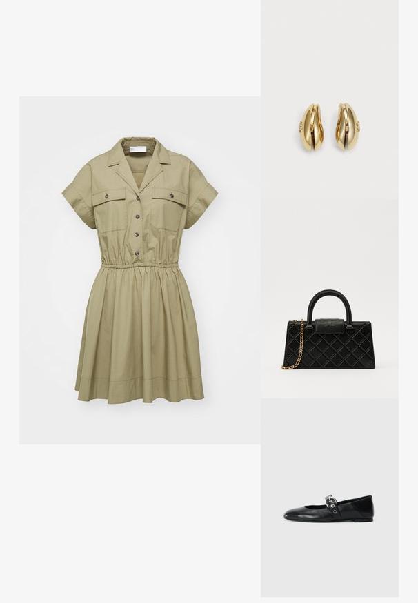 Rochie kaki cu mâneci scurte, guler, închidere cu nasturi, talie elastică și două buzunare în piept. Material neted și tiv conic al fustei.; Balerini din piele neagră, cu vârful ascuțit, având o curea cu o cataramă metalică circulară și o talpă plată.; Geantă de mână neagră din piele texturată, cu un model în diamant, curea din lanț cu ton auriu și un mânere superior cu o închidere cu clapetă embosată cu logo.; Cercei aurii cu un design curbat și fluid. Fiecare cercei are o suprafață netedă și un mic sistem de prindere cu un detaliu decorativ.