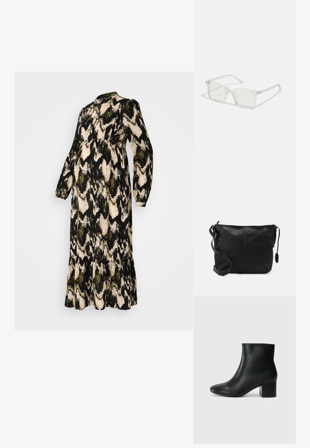 Dlouhé černé těhotenské šaty s abstraktním zeleným a béžovým vzorem, vysokým výstřihem, dlouhými rukávy, nařaseným pasem a vrstveným volánem na spodním lemu.; Černé kožené kotníkové boty s špičatou špičkou a robustním podpatkem. Hladký povrch s minimálními akcenty a elegantním, přiléhavým designem.; Průhledné plastové brýle čtvercového rámečku s průsvitnými čočkami, které mají zlaté akcenty na spáncích pro zvýraznění detailů.; Černá kožená kabelka přes rameno s plochým tvarem, zlatými kovovými detaily a nastavitelným popruhem. Hladký povrch s minimem švů.