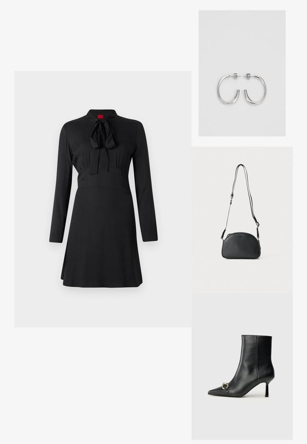 Juodas suknelė su ilgomis rankovėmis, aukštu apykakle ir kaspinėlio detalėmis kaklo zonoje. Minkšta medžiaga su prigludusia kūno dalimi ir išplatintu sijonu.; Juodas odinis apavas iki kulkšnies su smailiu nosiu, plonu vidutinio aukščio kulnu ir sidabriniu sagties akcentu šone, prieš paprastą foną.; Juodas odinis kryžminis krepšys su apvalia forma, dviem reguliuojamais diržais ir subtiliu logotipu priekyje. Tekstūruota išorė, minimalistiškas dizainas.; Sidabrinės auskarai žiedai su lygiu, blizgiu paviršiumi. Suapvalinta forma, lengvas dizainas, su uždarymu ant smeigtuko.