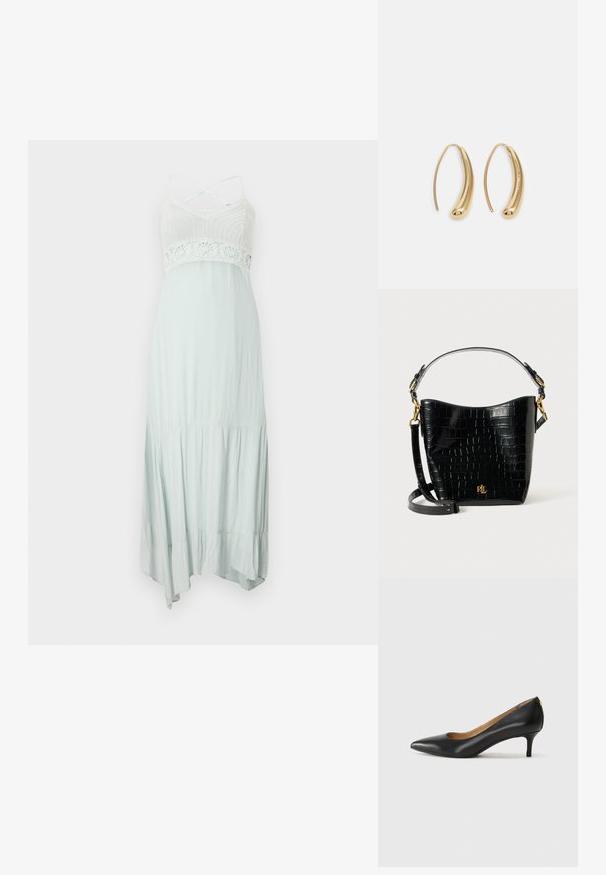 Vestido maxi verde menta claro com corpete de malha, detalhes em renda e alças cruzadas ajustáveis, apresentando uma saia fluida em camadas.; Sapato de salto alto em pele preta com bico fino, salto baixo e textura suave. Apresenta uma ligeira abertura na parte da frente e mínima ferragem na parte de trás.; Bolsa de pele corcunda preta com textura de crocodilo, formato curvo, detalhes em metal dourado, alça ajustável e logotipo na parte da frente.; Brincos em metal dourado com forma de arco alongado e curvado. Apresentam uma superfície lisa e brilhante, com uma ponta arredondada para um detalhe adicional.