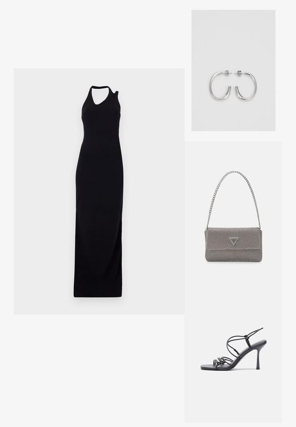 Čierne bezrukávové maxi šaty s vysokým výstrihom a asymetrickým výrezom na ramene. Vyrobené z hladkej, elastickej látky.; Čierne sandále na vysokom podpätku majú tenké remienky s uzlovým dizajnom, hladký štvorcový špičku a elegantný stiletto podpätok.; Svetlošedá metalická kabelka s reťazovým popruhom, ozdobená malými kruhovými kovovými štítkami a trojuholníkovým logom značky.; Strieborné kruhové náušnice s hladkým a lesklým povrchom. Okrúhly tvar, ľahký dizajn, s uzáverom na kolík.