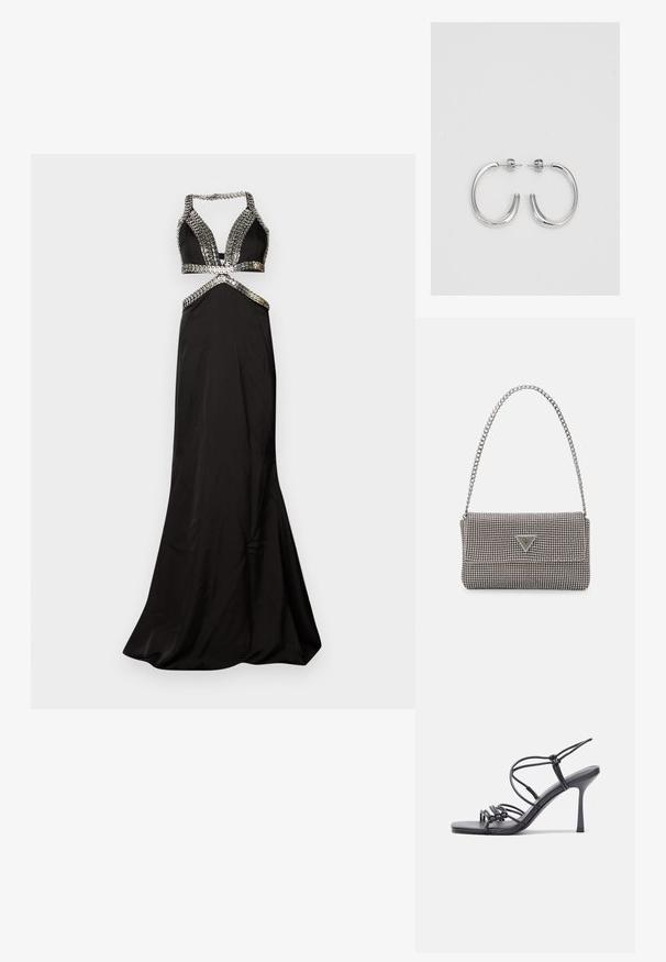 Pinko MULLER ABITO - Koktel haljina / svečana haljina - nero limousine; Crne sandale na visokoj potpetici imaju tanke trake s čvorastim dizajnom, glatki kvadratni vrh i elegantnu stiletto petu.; Svijetlosivi metalik ruksač s lancem, ukrašen malim okruglim metalnim zakovicama i trokutastim logotipom marke.; Srebro naušnice u obliku prstena s glatkom, sjajnom završnom obradom. Zaobljenog oblika, laganog dizajna, s kopčom na poleđini.
