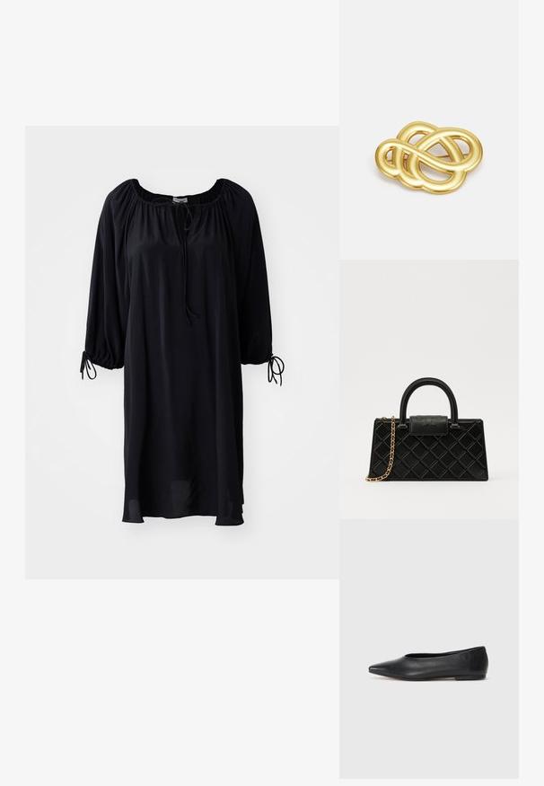 Rochie neagră, până la genunchi, cu decolteu rotund, închidere cu șnur și mâneci bufante cu detalii de legare la manșete. Textură de material neted.; Balerini din piele neagră, vârf ascuțit, design minimalist, textură netedă, toc de mică înălțime, fără hardware sau embellishments vizibile.; Geantă de mână neagră din piele texturată, cu un model în diamant, curea din lanț cu ton auriu și un mânere superior cu o închidere cu clapetă embosată cu logo.; Broșă de culoare aurie cu un design împletit, având linii netede și curbe și o formă complexă, ce reflectă un finisaj lucios.