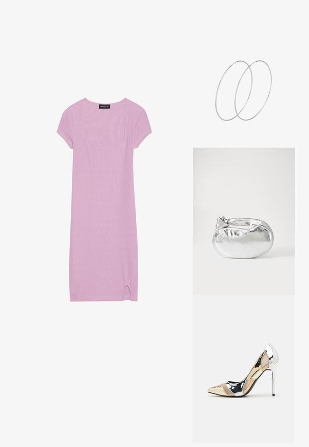 Šviesiai purpurinė trumpa suknelė trumpomis rankovėmis su kvadratine iškirpte, gumbuotomis tekstūra ir mažomis skeltuko detalėmis apačioje. Minkšta, kvėpuojanti medžiaga.; Aštrus pirštas aukštakulnis batelis su sidabro, aukso ir nuogų spalvų deriniu. Blizgus paviršius su išpjovos dizainu, su stiletto kulnu.; Sidabrinė metalinė maišelio forma su švelnia, apvalia forma ir mazgu užveriamu viršumi. Pagaminta iš lygios dirbtinės odos medžiagos.; Sidabrinės pusmėnulio auskarai minimalistiniu dizainu. Apskritimo forma, lygus paviršius ir plonas profilis. Lengvi su poliruotu apdailu.