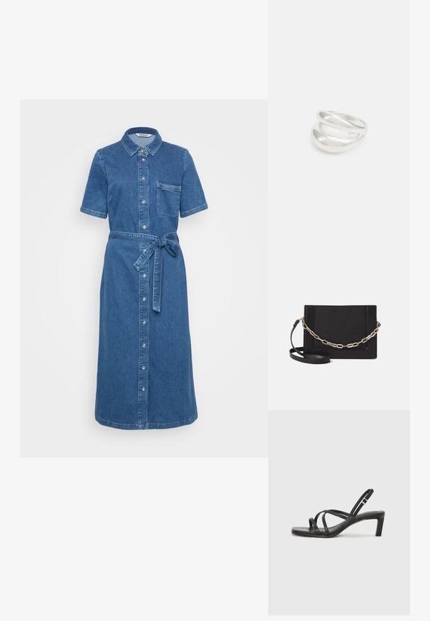 Kratka ljetna haljina od trapera s kratkim rukavima, dugmadi naprijed i remenom u struku. Ima džep na prsima i opuštene krojeve. Tamnoplave boje.; Crne sandale s trakama, kvadratnim prstom i niskom blok petom. Ima više tankih trakica i podesivu trakicu oko gležnja. Izrađene su od glatke kože.; Crna kožna torba preko tijela s glatkom teksturom, pravokutnim oblikom i metalnim lancem na prednjoj strani. Uključena je podesiva naramenica.; Srebrna dvostruka prsten s glatkom, poliranom površinom. Karakterizira ga fluidan, zakrivljen dizajn s preklapajućim sekcijama za moderan izgled.