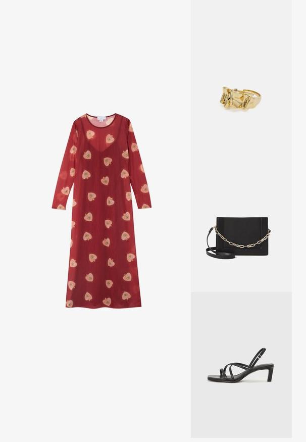 Ilga, raudona permatoma suknelė su apvaliu iškirpimu ir ilgomis rankovėmis. Yra išsibarsčiusios, siuvinėjamos rožinės ir geltonos širdelės.; Juodi šlepetės su kvadratiniu pirštu ir žemu bloku kulnu. Yra keli ploni dirželiai ir reguliuojamas kulkšnies diržas. Pagaminti iš lygios odos.; Juodas odinis per petį nešiojamas krepšys turi lygų paviršių, stačiakampio formą ir metalinę grandinėlę priekyje. Pridedama reguliuojama dirželis.; Aukso žiedas su tekstūruotu, banguotu dizainu, turintis tris iškilias viršūnes. Lygus, blizgus paviršius su atviromis juostelėmis, leidžiančiomis reguliuoti dydį.