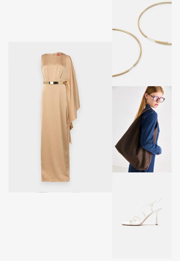 Halston RHIANNON GOWN - Ballkleid - tan beige; Weiße, geschnallte High-Heel-Sandalen mit flacher Zehenbasis, strukturiertem Vorderteil mit gerafften Akzenten und schlankem Knöchelriemen.; Braune Leder-Handtasche mit weicher Textur, geräumigem Design und einem einzigen Tragegurt. Kombiniert mit einer blauen Jeansjacke.; Goldfarbene Ohrringe in Form von dünnen, runden Kreolen, mit einer glatten, metallischen Oberfläche und ohne Verzierungen oder Muster.