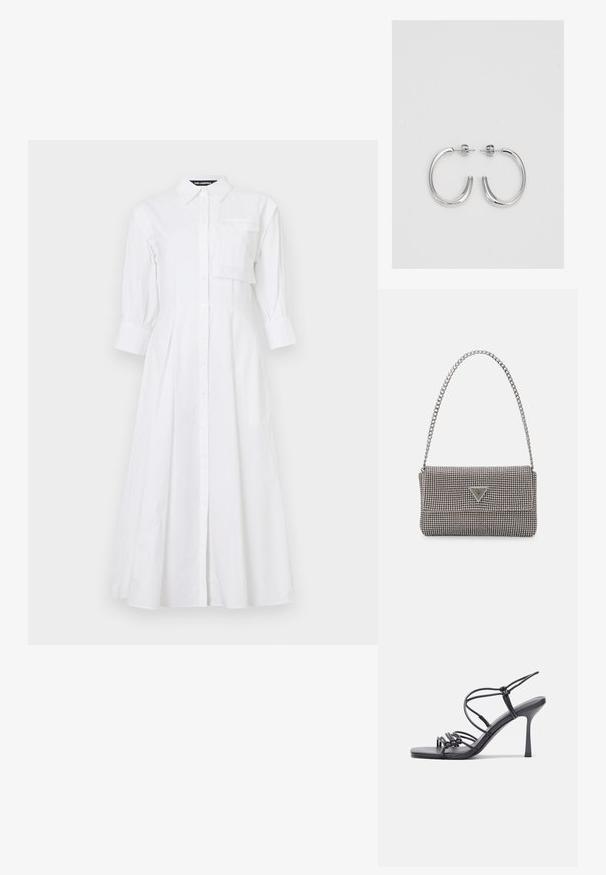 Bijela pamučna haljina košulja s ovratnikom, dugim napuhanim rukavima, džepom na prsima i punom suknjom. Zatvaranje na gumbe.; Crne sandale na visokoj potpetici imaju tanke trake s čvorastim dizajnom, glatki kvadratni vrh i elegantnu stiletto petu.; Svijetlosivi metalik ruksač s lancem, ukrašen malim okruglim metalnim zakovicama i trokutastim logotipom marke.; Srebrne naušnice u obliku obruča sa glatkom, sjajnom površinom, zakrivljenog oblika i zatvaranjem na čep. Minimalistički dizajn s modernim završetkom.