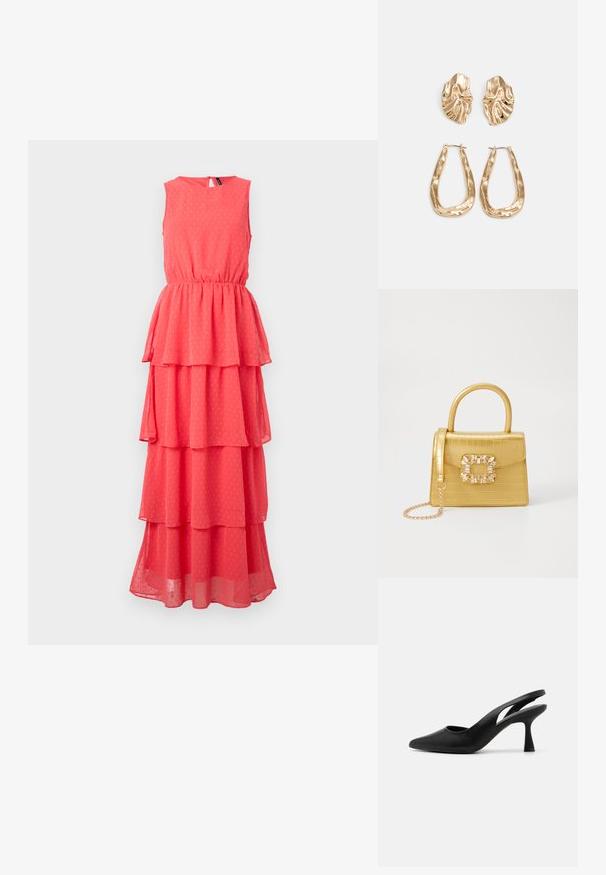 Korallfarget ermeløs kjole med lagdelte volanger, elastisk midje, rund halslinning og subtil prikkemønster. Laget av lett, gjennomsiktig stoff.; Sorte slingback hæle med spidse tæer, lavet af glat læder. Har et udskæringsdesign og en robust, konisk hæl.; Gul faux-krokodille veske med en strukturert design, toppen håndtak, avtagbar kjede stropp, og dekorativ krystallbortsettelse på låsen.; Gullfargede øredobber med teksturerte, bølgete former. Inkluderer skulpturelle klipsstuds og åpen hoop-design med en hamret finish.