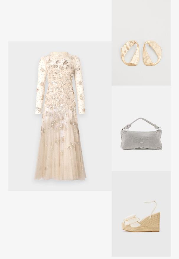 Needle & Thread PAPILLON ANKLE GOWN - Ballkleid - parchment; Keilsandale mit einer natürlichen Jute-Plattform, cremefarbenem Stoff-Obermaterial und zwei geschichteten Blumenakzenten; verfügt über einen dünnen Fesselriemen mit Schnalle.; Metallnetz-Schultertasche in Silber, ausgestattet mit einem geknoteten Griff, Reißverschluss und geometrischer Körperform mit glatter Textur.; Ein Paar unregelmäßige, oval geformte Ohrringe aus goldfarbenem Metall mit einer strukturierten, leicht gehämmerten Oberfläche auf weißem Hintergrund.