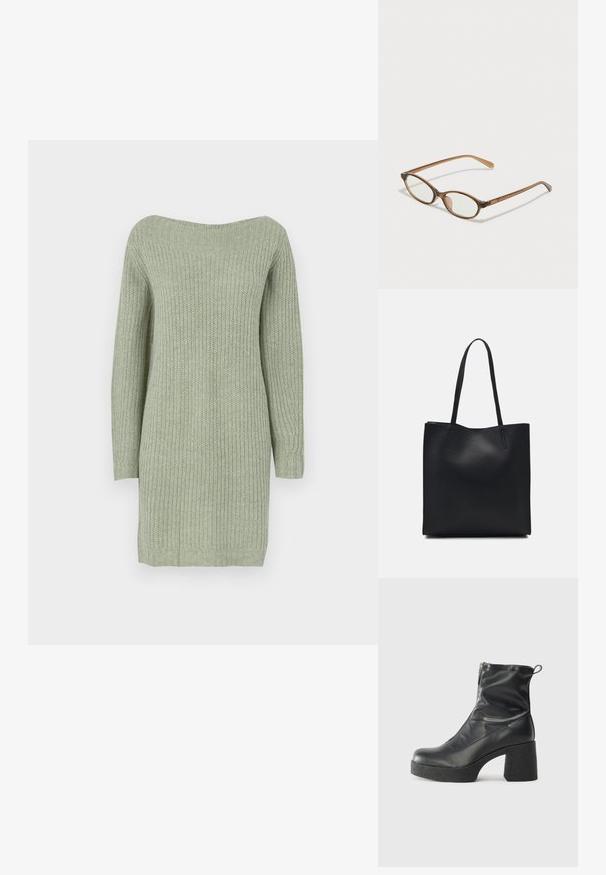 Vestido de malha de mangas longas verde claro com um decote largo, apresentando um padrão de nervura texturizado e uma silhueta reta.; Botas de tornozelo pretas feitas de couro liso, com fecho lateral, salto grosso texturizado e design de bico arredondado.; Óculos tortoiseshell castanhos com lentes ovais, hastes finas e acabamentos transparentes. Apresenta um logótipo subtil na têmpora. Design elegante e leve.; Bolsa tote preta em couro com textura lisa, forma retangular e duas alças longas. Sem hardware ou enfeites visíveis.