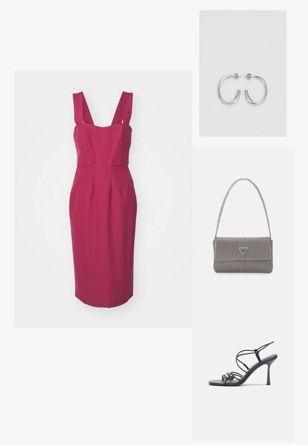 Åtsittande midiklänning i djup rosa tyg, med breda axelremmar, en hjärtformad halsringning och strukturerade paneler för form.; Svarta högklackade sandaler har tunna remmar med en knuten design, en slät fyrkantig tå och en smal stilettklack.; Ljusgrå metallisk handväska med kedjestropp, prydd med små cirkulära metallnitar och en triangulär logotyp.; Silver hoopsörhängen med en slät, glänsande yta, med en böjd form och post-stängning. Minimalistisk design med en modern finish.
