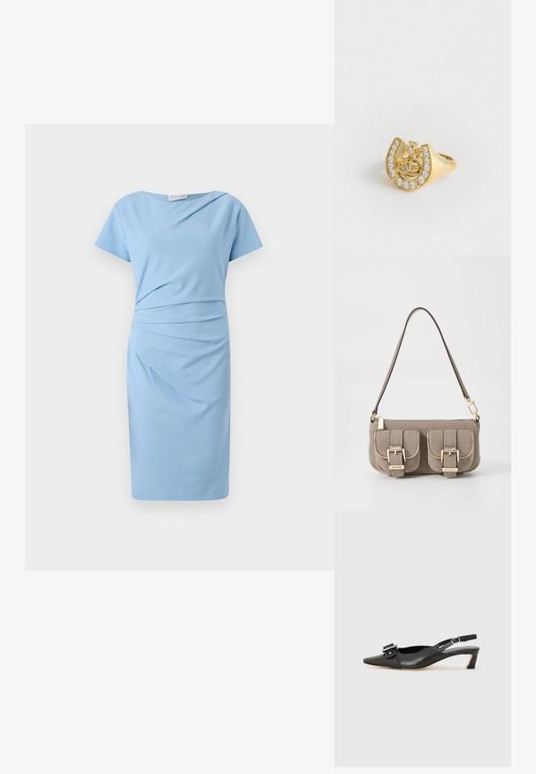 Hellblaues Kleid aus weichem Stoff mit kurzen Ärmeln, tailliertem Oberteil und gerafften Details in der Taille. Knie-länglich mit glatter Oberfläche.; Schwarzer Leder Slingback-Schuh mit spitzer Zehenform, kleinem Absatz und dekorativem Schnallen-Detail auf dem Obermaterial. Glatte Textur, minimalistisches Design.; Beige strukturiertes Handtäschchen mit verstellbarem Tragegurt, zwei vorderen Taschen, die mit Schnallen gesichert sind, und goldenen Metallakzenten. Reißverschlussöffnung oben.; Goldring mit einem Kronendesign in einem Hufeisen, verziert mit kleinen klaren Edelsteinen, auf einem weißen Hintergrund.