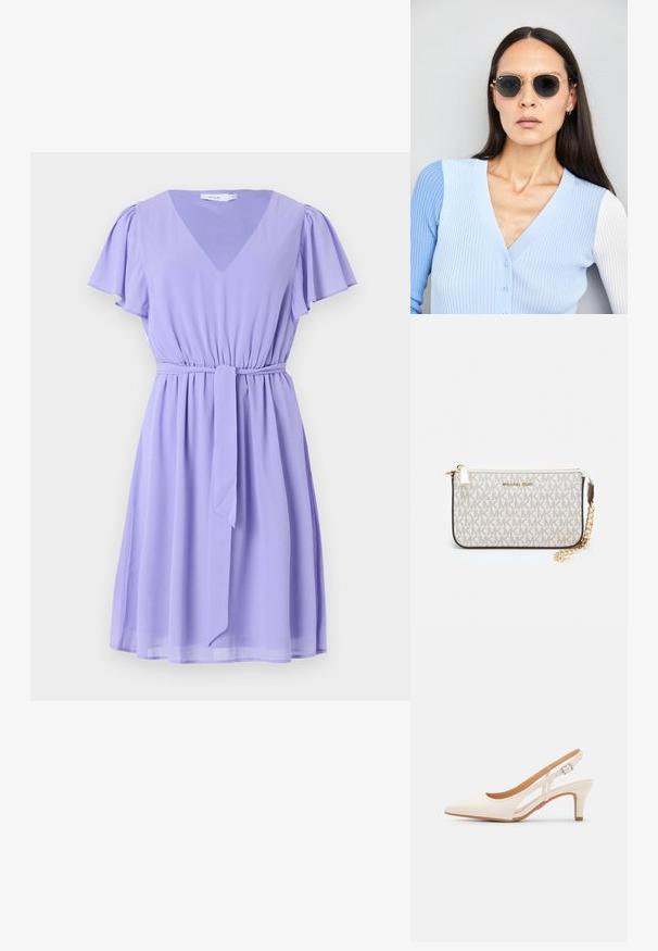 Robe lilas en tissu léger, avec un décolleté en V, des manches courtes évasées, une taille à cordon et une jupe évasée.; Talons aiguilles blanches à bride arrière avec un bout pointu, un dessus lisse, un petit talon carré et un design avec découpes latérales et sangle réglable.; Lunettes de soleil rondes avec verres sombres et monture en or. Le modèle porte un cardigan à côtes bleu clair avec des boutons et des manches blanches contrastantes.; Porte-monnaie Michael Kors en toile enduite beige avec un motif répété de logo MK, des accessoires en or et une bandoulière en chaîne amovible.