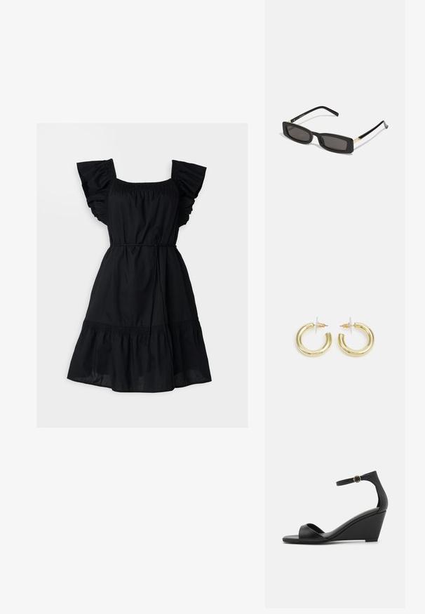 Gap Tall FLUTTER SLEEVE DRESS - Dnevna obleka - black; Črne wedge sandale z gladkim, mat usnjem, odprtim nosom in ozkim trakom okoli gležnja, ki ima okrasno sponko.; Črne pravokotne sončne očala s temnimi lečami, sijajnim plastičnim okvirjem in zlatimi poudarki na ušesnih delu. Minimalistična zasnova in eleganten oblik.; Zlate uhane v obliki obročkov z gladko, sijočo površino. Krožna zasnova s majhnim nosilcem in prozornim podplatom za varno nošenje.