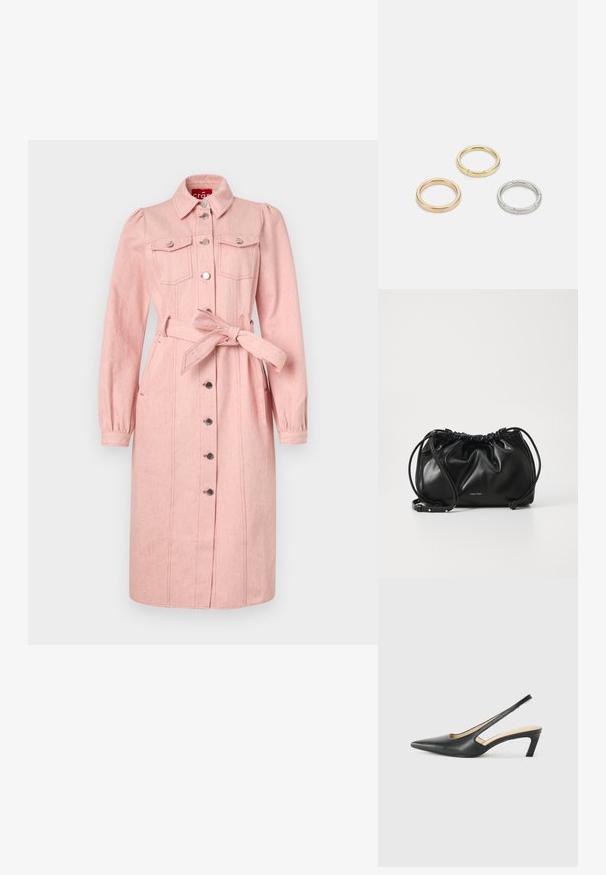 Vaaleanpunainen farkkuasu, jossa on pitkät hihat, napitettava etuosa, kaksi rintataskua, vyötä siteenä vyötäröllä ja joustavat hihansuut.; Musta, kärjeltään terävä slingback-kengä, jossa on matala korko. Kengässä on sileä nahkamateriaali ja sivuilla leikkaukset hengittävyyttä varten.; Musta nahkainen käsilaukku, jossa on kerroksellinen muotoilu, kaksinkertainen nauhakiinnitys ja irrotettava olkahihna. Sisältää metallisen logo-yksityiskohdan.; Kolme metallirengasta: yksi ruusukultainen, yksi kultainen teksturoiduilla yksityiskohdilla ja yksi hopeinen, kaikki kaiverretulla brändäyksellä sisäpuolella.