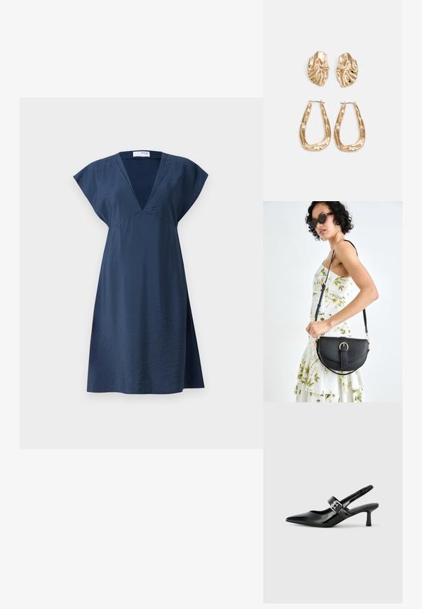Vestido azul-marinho feito de tecido leve, apresentando um decote em V profundo, mangas curtas e uma silhueta A-line relaxada. Textura suave sem padrões visíveis.; Saltos slingback em verniz preto com bico pontiagudo e um pequeno salto bloco, apresentando um detalhe de fivela prateada na tira.; Bolsa de couro preta com forma curva, alça destacável e detalhes em dourado. A bolsa possui uma aba com detalhe de fivela.; Brincos em tom de ouro com formas onduladas e texturizadas. Inclui studs escultóricos com presilha e um design de argola aberta com um acabamento martelado.