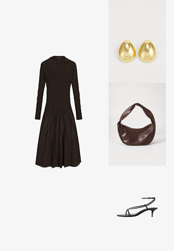 Langärmliges braunes Kleid mit einem strukturierten Oberteil und tailliertem Bund, das in einen plissierten, ausgestellten Rock übergeht. Rundhalsausschnitt, keine sichtbaren Beschläge.; Schwarze High Heels Sandalen mit schlanken Riemen, minimalistisches Design, spitze Zehenpartie und kleinem Stiletto-Absatz. Glatte Ledertextur.; Braune geflochtene Lederhandtasche mit einem geschwungenen, geknoteten Griff und einem Reißverschluss. Glatte Textur und runde Form.; Goldfarbene Steckerohrringe mit einer glatten, polierten Oberfläche und einer tropfenförmigen Form, die das Licht reflektieren und für ein glänzendes Finish sorgen.