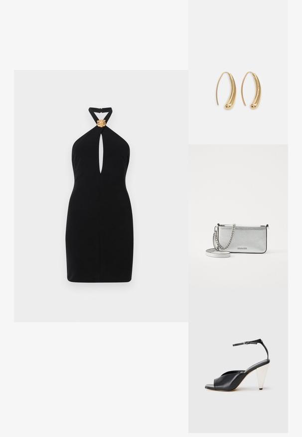 Vestido halter preto com um design de decote em forma de olho-chave e um detalhe em forma de cabeça de leão dourada na gola. Textura suave, silhueta ajustada.; Sandal de salto alto em couro preto com bico aberto, design assimétrico, tira no tornozelo e um salto metálico em forma de cone. Textura suave por toda a parte.; Bolsa crossbody de couro prateada com um acabamento texturizado, detalhes em corrente e alça, e fecho de zíper. Apresenta um logotipo na parte da frente.; Brincos em metal dourado com forma de arco alongado e curvado. Apresentam uma superfície lisa e brilhante, com uma ponta arredondada para um detalhe adicional.
