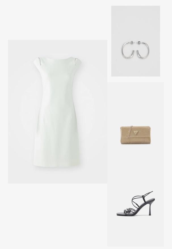 Krótka biała sukienka o prostym kroju, okrągłym dekolcie i krótkich rękawach. Gładka tekstura, minimalistyczny design, z bocznymi wycięciami.; Czarne sandały na wysokim obcasie mają cienkie paski z węzłowym wzorem, gładki, kwadratowy czubek i smukły obcas w stylu szpilki.; Złota torebka o misternym, koralikowym wzorze, z trójkątnym logo i metalowym łańcuszkiem. Prostokątny kształt, elegancki design.; Srebrne kolczyki na biglu o gładkim, błyszczącym wykończeniu. O zaokrąglonym kształcie, lekkim designie, z zamknięciem na zatrzask.