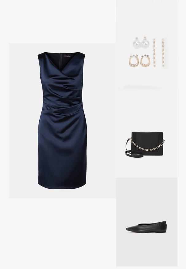 Marineblaue Satinkleid mit V-Ausschnitt, ärmellosem Design, gerafften Details an der Taille und einem dezenten Reißverschlussverschluss auf der Rückseite.; Schwarze Leder-Balletschuhe, spitze Zehenform, minimalistische Gestaltung, glatte Textur, niedriger Absatz, keine sichtbaren Beschläge oder Verzierungen.; Schwarze Leder-Crossbody-Tasche mit glatter Textur, rechteckiger Form und metallic-kettendetail auf der Vorderseite. Verstellbarer Gurt inklusive.; Drei Ohrringpaare: große weiße Perlenstecker, goldene Creolen mit klaren Edelsteinen und zwei lange, gerade goldene Akzentohrringe mit funkelneden Details.