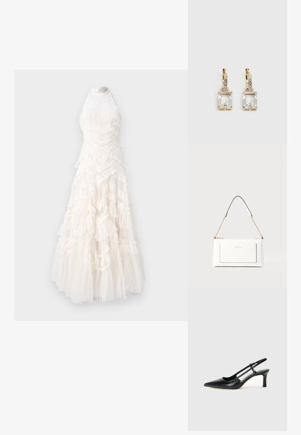 Fehér estélyi ruha réteges tüllből, fodros részletekkel, magas nyakkivágással és hosszú, lebegő sziluettel. Texturált és könnyű anyag.; Fekete lakk slingback sarok, hegyes orral, texturált kígyómintával, állítható pánttal és rövid, texturált tömbsarkal.; Fehér bőr kézitáska, texturált felülettel, arany lánccal és fekete részletekkel. Elülső zsebbel és cipzáros zárással rendelkezik.; Aranyszínű fülbevalók, melyek egy téglalap alakú, tiszta kristállyal díszítették, ami egy sor kis, kerek, tiszta kiegészítő alatt lóg. Letisztult, modern dizájn.