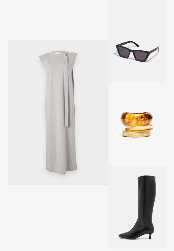 Sivé bezrukávové šaty z jemného materiálu, s priamym strihom, lodičkovým výstrihom a bočným viazaním ako uzáver.; Zign Čižmy - black; Čierne, ostré slnečné okuliare so sivými sklami; vyrobené z plastu, majú hrubé ramená s hladkým povrchom a bez viditeľnej mechaniky.; Hromada dvoch prsteňov; vrchný je jantárový so zákrutami a spodný je svetlo béžový; oba sú hladké a lesklé z živice.