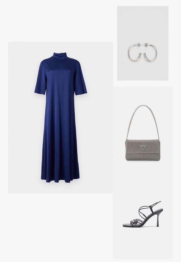 Rochie midi albastre închis, cu guler înalt, mâneci scurte și o siluetă în A fluidă, realizată dintr-un material neted și elastic.; Sandale negre cu toc înalt au curele subțiri cu un design legat, un vârf pătrat neted și un toc stiletto elegant.; Geantă metalică gri deschis, cu un strap din lanț, decorată cu mici ținte circulare metalice și un logo de marcă triangular.; Cercei rotunzi din argint cu un finisaj neted și strălucitor. Design ușor, având o formă rotundă și închidere cu tijă.