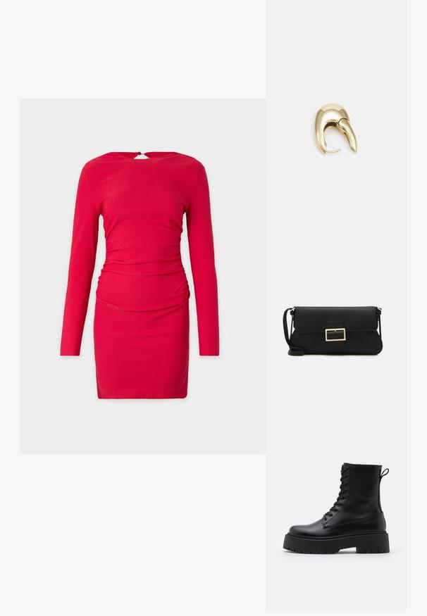 Punane pika varrukaga kleit, millel on selgelt figuuri järgnev disain, ja millel on vöökohtadel keerutamise detailid ning seljal võtmeaugu lõige. Sile kangastekstuuri.; Mustad mustad nahast pahkluu saapad ümarate varvastega, nööridega esiosas ja paksu kummist talla ning tekstuuritud mustriga. Tagumine tõmbeaas.; Must haben musta nahkklahviga kott, millel on klapp ja kuldne metallist pandla detail. Kaasas must rihm ja stiilne, minimalistlik disain.; Kuldtooni metallist kõrvarõngas, millel on elegantne ja kaarjas disain. Omab silmapaistvat teravat kuju, poleeritud pinda ja hingesulgemist.