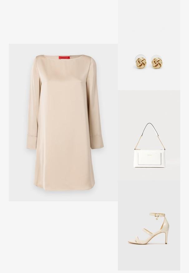Rochie de satin bej cu decolteu pătrat, mâneci lungi și croială lejeră. Prezintă un eticheta de marcă roșie la gât. Textură netedă.; Sandale cu toc înalt bej, cu curea subțire la gleznă și două curele superioare. Finisaj lucios din patent și detalii din metal auriu pe cureaua de la gleznă.; Geantă de mână din piele albă cu un finisaj texturat, având o curea din lanț aurie și accente negre. Include un buzunar frontal și închidere cu fermoar.; Cercei cu tija aurie, cu un design răsucit. Fiecare cercel are un fundal circular transparent pentru o purtare sigură.