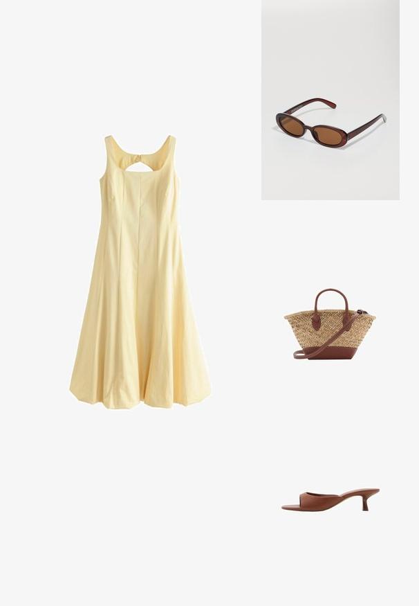 Abito giallo senza maniche con scollatura rotonda, forma a campana A-line, design plissettato e un'apertura sul retro, realizzato in tessuto intrecciato.; Mule con tacco aperto di colore marrone, con una finitura liscia e opaca, caratterizzate da un design curvo e un tacco trasparente e affusolato.; Occhiali da sole rotondi con tonalità marrone, montatura lucida color bordeaux. Aste sottili con un sottile dettaglio del marchio. Design delle lenti piatte.; Borsa a tracolla in paglia intrecciata con dettagli in pelle marrone, due manici e una tracolla removibile. Forma curva con una base solida.