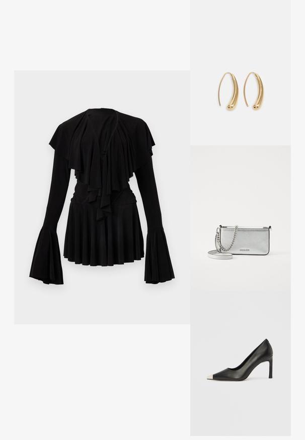 T-shirt preta de mangas longas com camadas de babados, mangas largas e cintura ajustada. Feita de um tecido suave com um design de saia fluída.; Sapato de salto alto em couro preto com bico apontado e biqueira metálica prateada. Apresenta um acabamento liso e um salto esguio de 10 cm.; Bolsa crossbody de couro prateada com um acabamento texturizado, detalhes em corrente e alça, e fecho de zíper. Apresenta um logotipo na parte da frente.; Brincos em metal dourado com forma de arco alongado e curvado. Apresentam uma superfície lisa e brilhante, com uma ponta arredondada para um detalhe adicional.