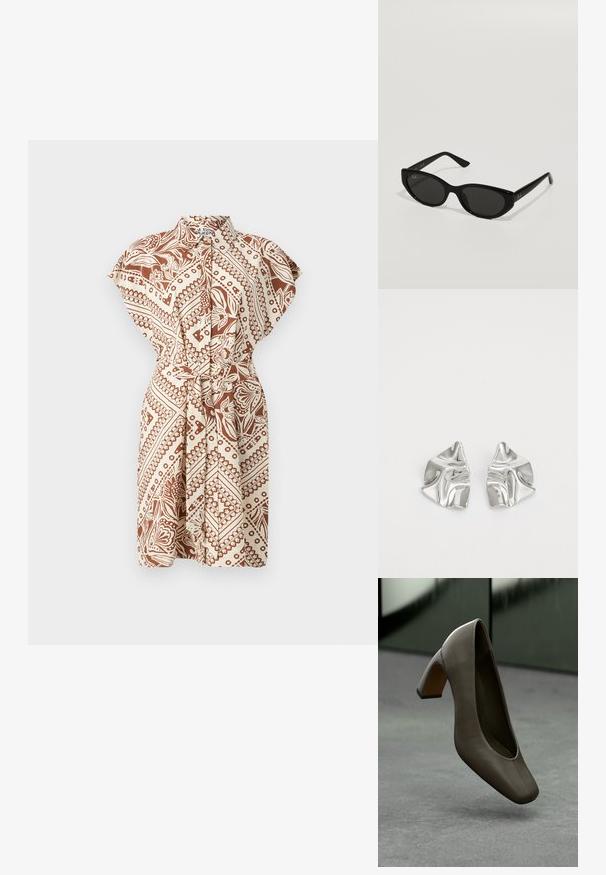 Abito a collo, con maniche corte, con un motivo marrone e beige, cintura aderente e una vestibilità morbida. Presenta un design avvolgente e una texture di tessuto liscia.; Scarpa con tacco alto in pelle verde oliva scuro, con punta quadrata e tacco a blocco, sospesa sopra un pavimento in cemento grigio con uno sfondo verde sfocato.; Occhiali da sole neri a forma di cat-eye, con profilo sottile. Realizzati in plastica liscia, con lenti scure e leggere incisioni del logo sulle tempie.; Orecchini in metallo argento con un design ondulato e scultoreo, caratterizzati da una finitura lucida e forme irregolari, che evidenziano un'estetica contemporanea.